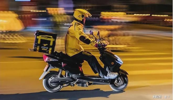 外卖小哥日购意外险猝死理赔遇阻！法院一锤定音：必须赔！(图2)